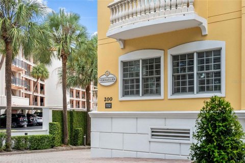 Condominio en venta en Winter Park, Florida, 3 dormitorios, 288.93 m2 № 2354174 - foto 2