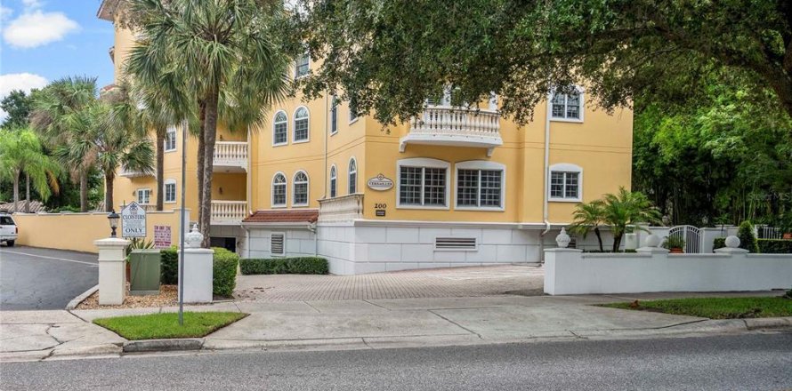Condominio en Winter Park, Florida, 3 dormitorios  № 2354174