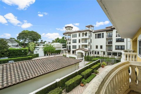 Condominio en venta en Winter Park, Florida, 3 dormitorios, 288.93 m2 № 2354174 - foto 23
