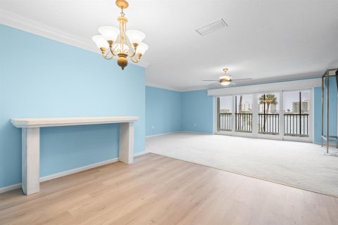 Condo in Jupiter, Florida, 2 bedrooms  № 2185704 - photo 18