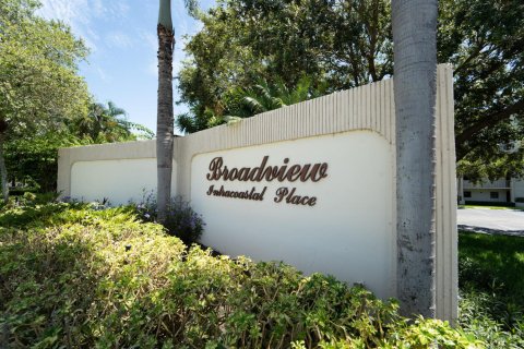 Condo in Jupiter, Florida, 2 bedrooms  № 2185704 - photo 2