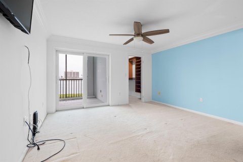 Condo in Jupiter, Florida, 2 bedrooms  № 2185704 - photo 19
