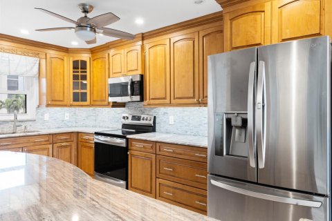 Condo in Jupiter, Florida, 2 bedrooms  № 2185704 - photo 12
