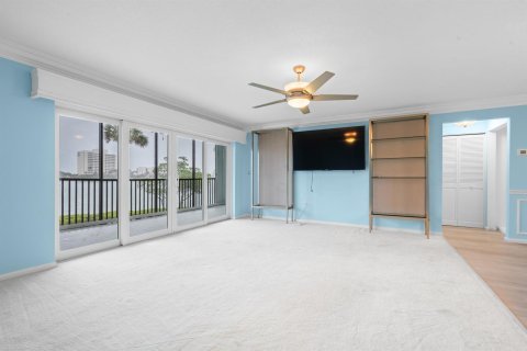 Condo in Jupiter, Florida, 2 bedrooms  № 2185704 - photo 17