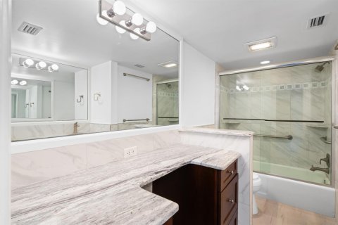 Condo in Jupiter, Florida, 2 bedrooms  № 2185704 - photo 22