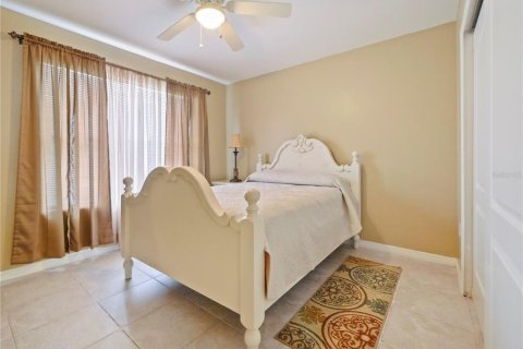 Casa en venta en Apopka, Florida, 5 dormitorios, 351.91 m2 № 1899297 - foto 30