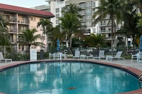 Copropriété à louer à Miami, Floride: 1 chambre, 72.46 m2 № 1984519 - photo 1