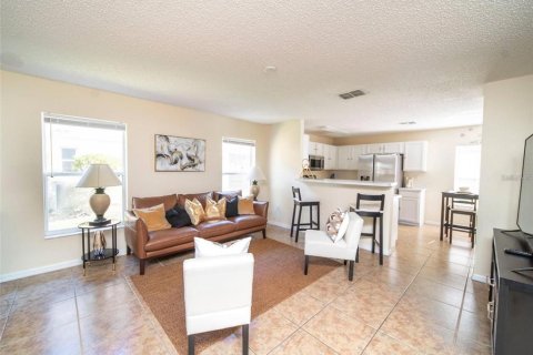 Villa ou maison à louer à Haines City, Floride: 4 chambres, 152.73 m2 № 2116340 - photo 4