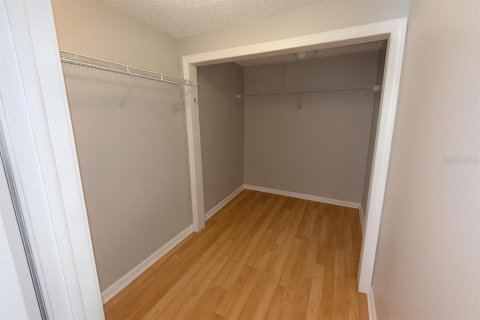 Casa en alquiler en Orlando, Florida, 3 dormitorios, 137.03 m2 № 1903226 - foto 9
