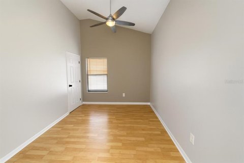 Casa en alquiler en Orlando, Florida, 3 dormitorios, 137.03 m2 № 1903226 - foto 11