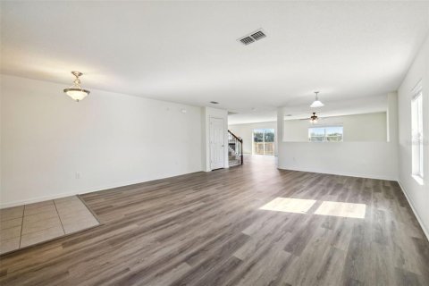 Купить виллу или дом в Клермон, Флорида 11 комнат, 276.85м2, № 1722890 - фото 4
