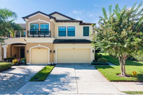Adosado en Tampa, Florida 3 dormitorios, 204.38 m2 № 2366798