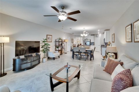 House in Wimauma, Florida 2 bedrooms, 131.55 sq.m. № 1593285 - photo 21