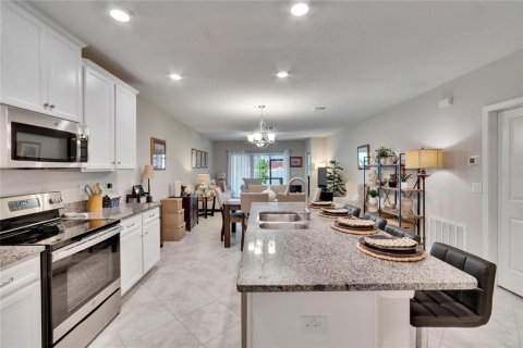 House in Wimauma, Florida 2 bedrooms, 131.55 sq.m. № 1593285 - photo 17