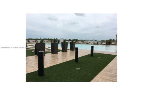 Снять в аренду кондоминиум в Дорал, Флорида 1 спальня, 63.92м2, № 1921381 - фото 10