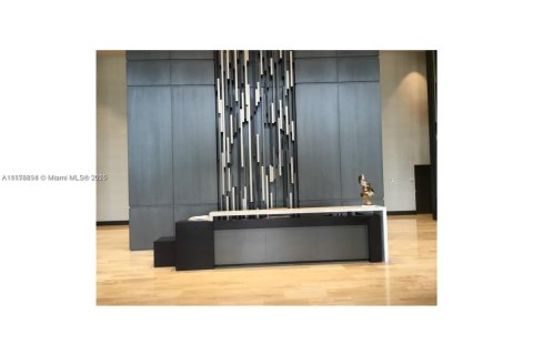 Снять в аренду кондоминиум в Дорал, Флорида 1 спальня, 63.92м2, № 1921381 - фото 2