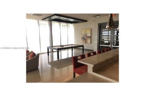 Снять в аренду кондоминиум в Дорал, Флорида 1 спальня, 63.92м2, № 1921381 - фото 4