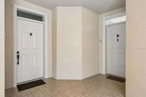 Condominio en venta en Lakewood Ranch, Florida, 3 dormitorios, 163.69 m2 № 2371752 - foto 4