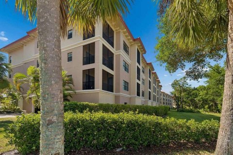 Condominio en venta en Lakewood Ranch, Florida, 3 dormitorios, 163.69 m2 № 2371752 - foto 8