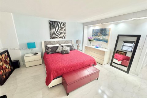 Copropriété à louer à Fort Lauderdale, Floride: 2 chambres, 150.5 m2 № 1957587 - photo 19