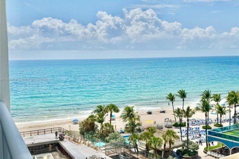 Copropriété à louer à Fort Lauderdale, Floride: 2 chambres, 150.5 m2 № 1957587 - photo 22