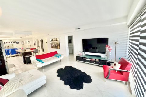 Copropriété à louer à Fort Lauderdale, Floride: 2 chambres, 150.5 m2 № 1957587 - photo 25