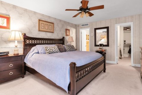 Condo in West Palm Beach, Florida, 2 bedrooms  № 1897507 - photo 14