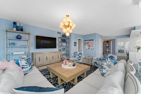Condo in Riviera Beach, Florida, 3 bedrooms  № 2249554 - photo 5