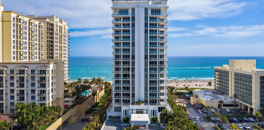 Condo in Riviera Beach, Florida, 3 bedrooms  № 2249554