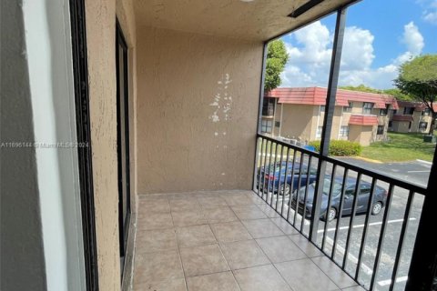 Condominio en venta en Miami, Florida, 2 dormitorios, 69.68 m2 № 1812244 - foto 24