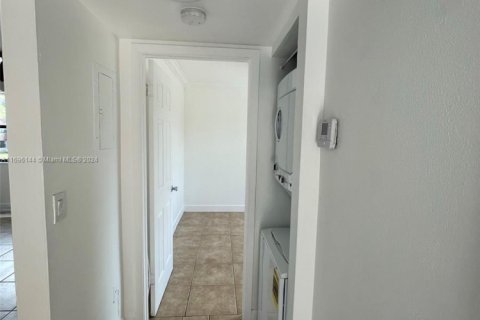 Condominio en venta en Miami, Florida, 2 dormitorios, 69.68 m2 № 1812244 - foto 11