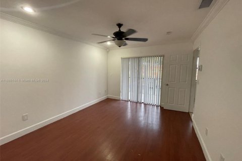 Condominio en venta en Miami, Florida, 2 dormitorios, 69.68 m2 № 1812244 - foto 28