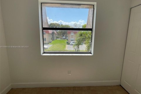 Condominio en venta en Miami, Florida, 2 dormitorios, 69.68 m2 № 1812244 - foto 14