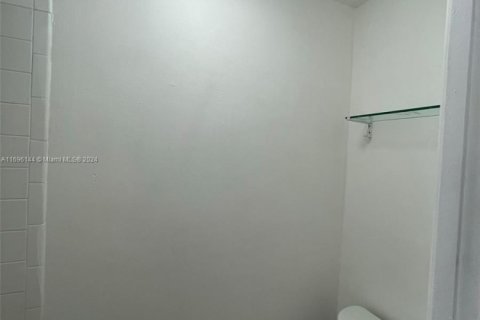 Condominio en venta en Miami, Florida, 2 dormitorios, 69.68 m2 № 1812244 - foto 20