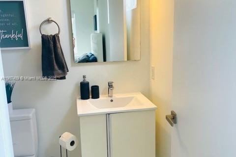 Apartamento en alquiler en Miami Beach, Florida, 1 dormitorio, 44.13 m2 № 1967833 - foto 22
