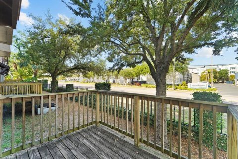 Townhouse in Tampa, Florida 3 bedrooms, 160.81 sq.m. № 2150156 - photo 9