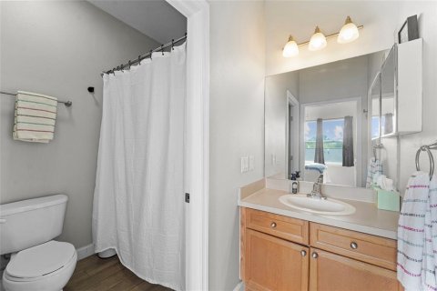 Townhouse in Tampa, Florida 3 bedrooms, 160.81 sq.m. № 2150156 - photo 26
