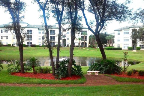 Condominio en venta en Kissimmee, Florida, 2 dormitorios, 83.7 m2 № 1846522 - foto 19