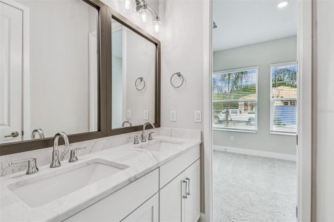 Casa en venta en Wesley Chapel, Florida, 4 dormitorios, 281.96 m2 № 1870935 - foto 29