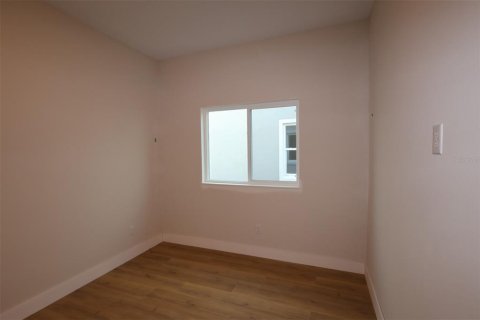 House in Wesley Chapel, Florida 4 bedrooms, 281.96 sq.m. № 1870935 - photo 8