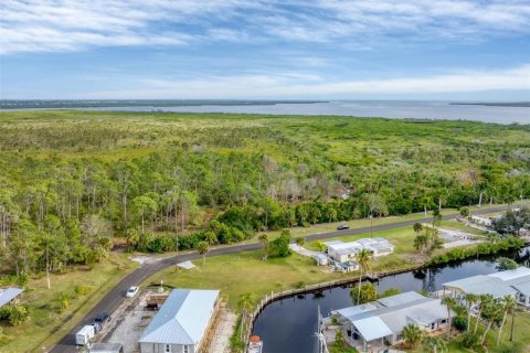Terreno en venta en Port Charlotte, Florida № 1912296 - foto 9