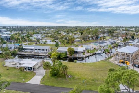 Terreno en venta en Port Charlotte, Florida № 1912296 - foto 7