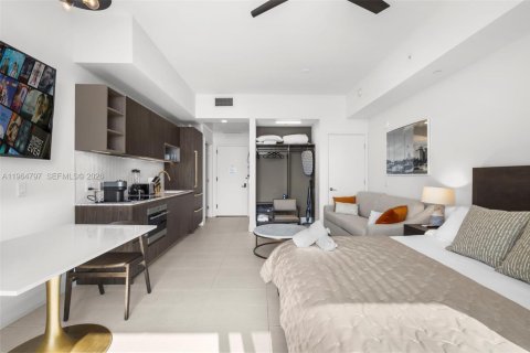 Condominio en venta en Miami, Florida, 34.1 m2 № 2026125 - foto 17