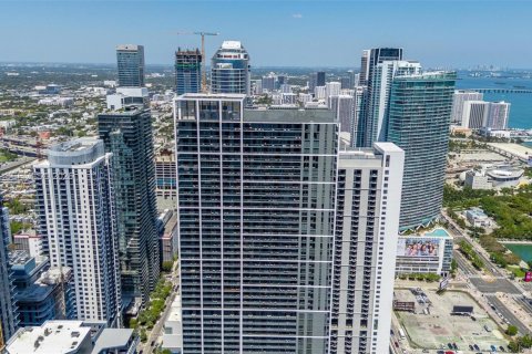 Condo in Miami, Florida  № 2026125 - photo 29
