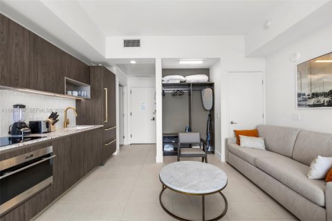 Condominio en venta en Miami, Florida, 34.1 m2 № 2026125 - foto 8