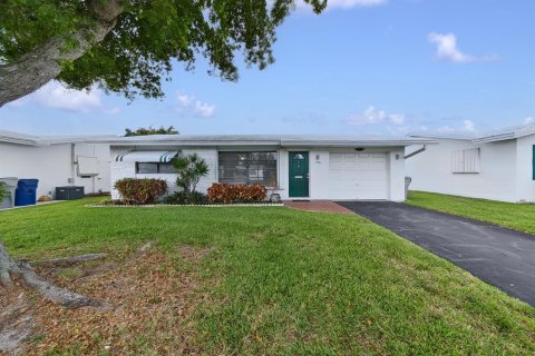 House in Pompano Beach, Florida 2 bedrooms, 97.36 sq.m. № 2190970 - photo 29