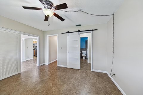 House in Pompano Beach, Florida 2 bedrooms, 97.36 sq.m. № 2190970 - photo 22