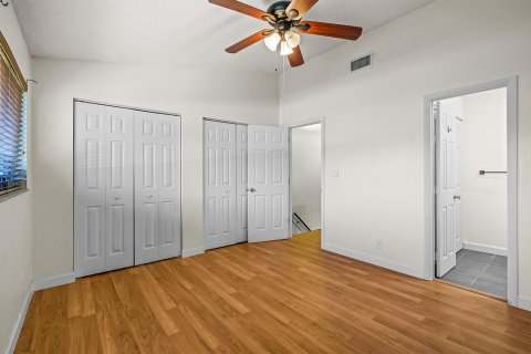 Touwnhouse à vendre à Oakland Park, Floride: 2 chambres, 90.86 m2 № 2078231 - photo 20