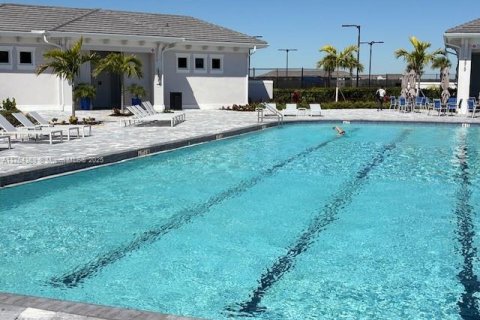 Condo in Ave Maria, Florida, 2 bedrooms  № 1865177 - photo 25