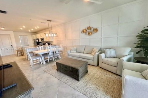 Condo in Ave Maria, Florida, 2 bedrooms  № 1865177 - photo 4